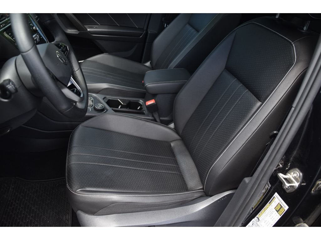 Used 2022 Deep Black Pearl Volkswagen SE R-Line Black image 14