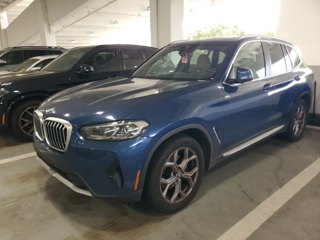 2023 BMW X3 30i