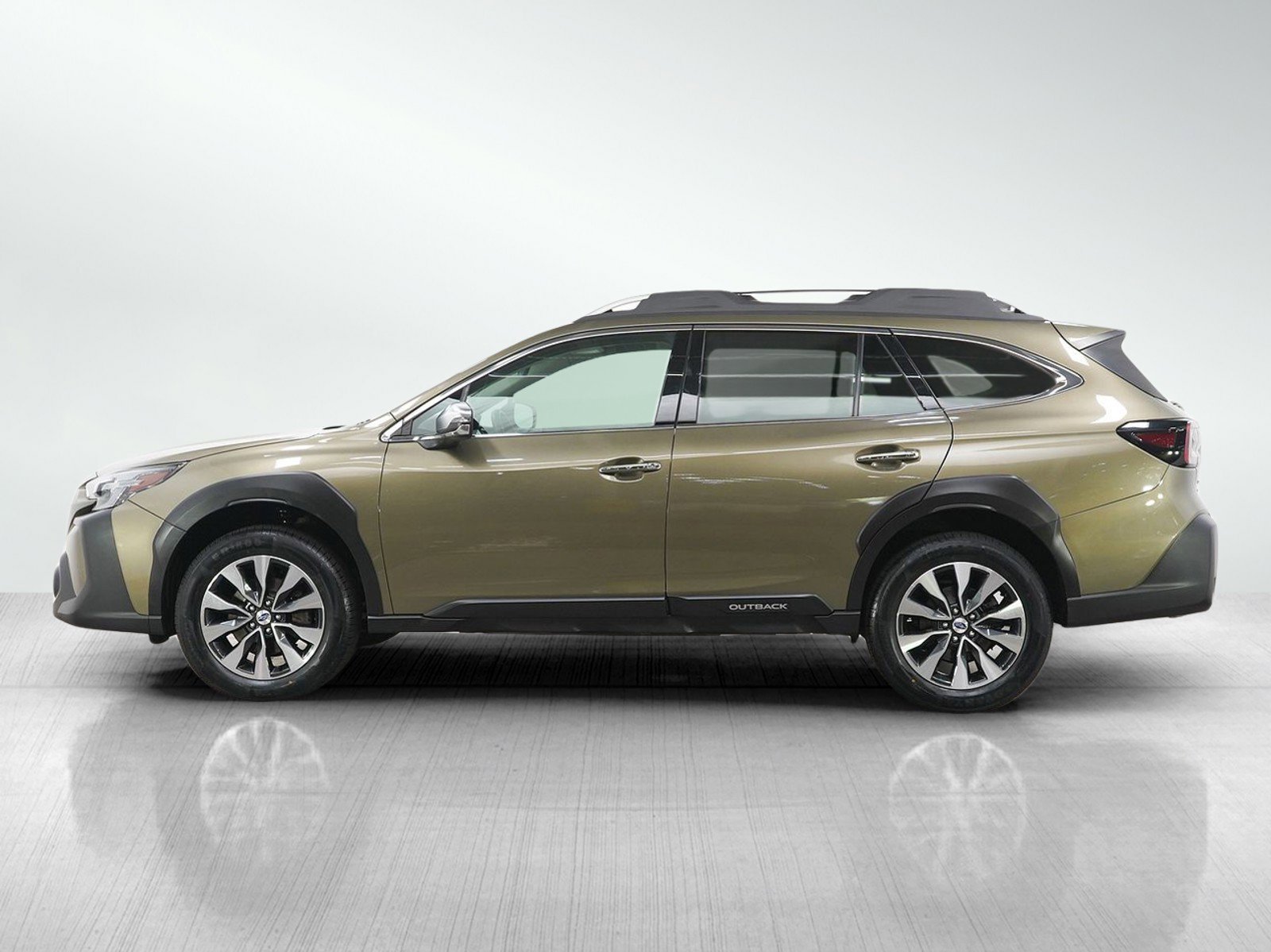 Used 2023 Subaru Outback Touring with VIN 4S4BTGPDXP3168833 for sale in Burnsville, Minnesota