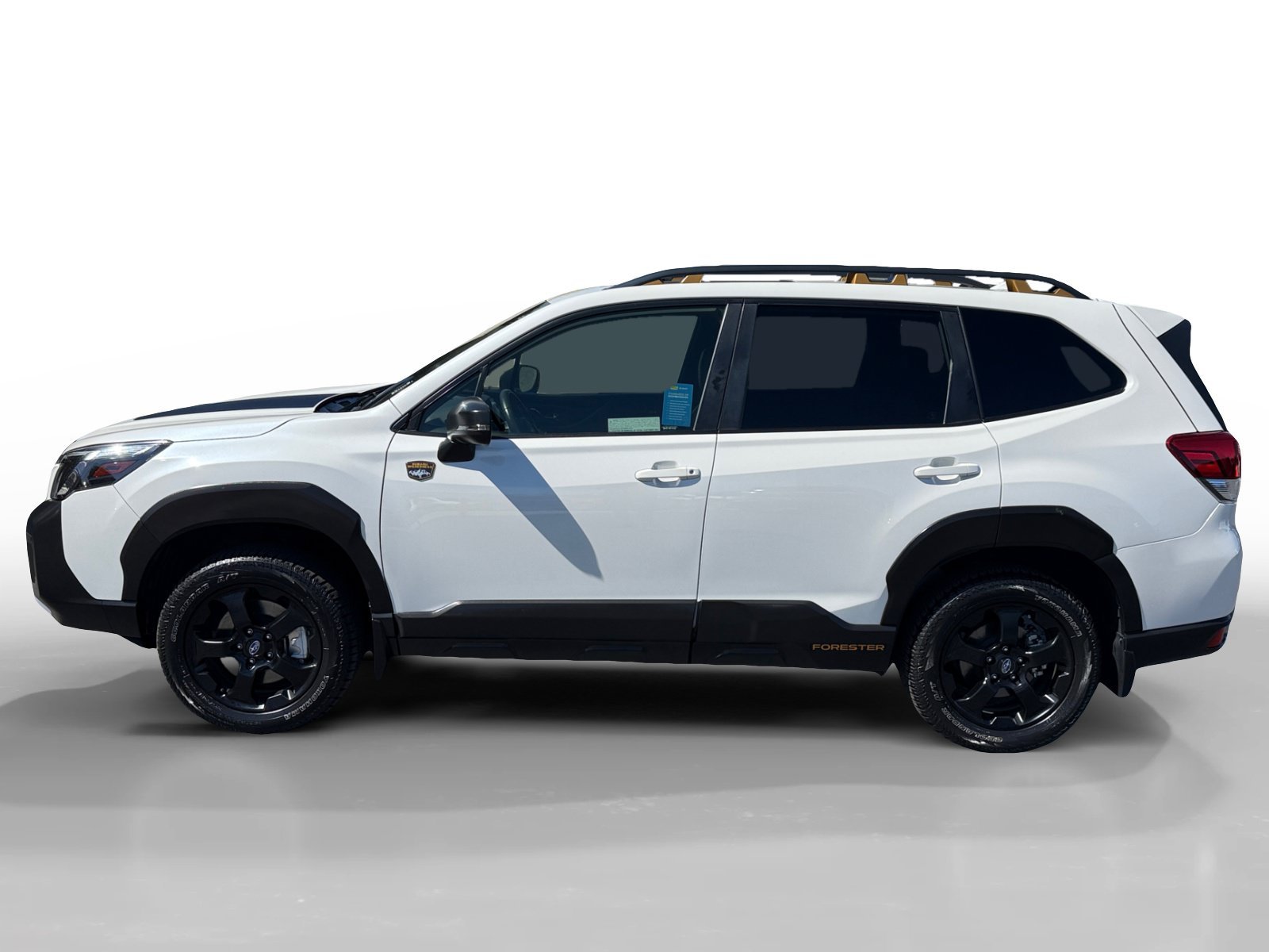 Used 2022 Crystal White Pearl Subaru Wilderness image 2