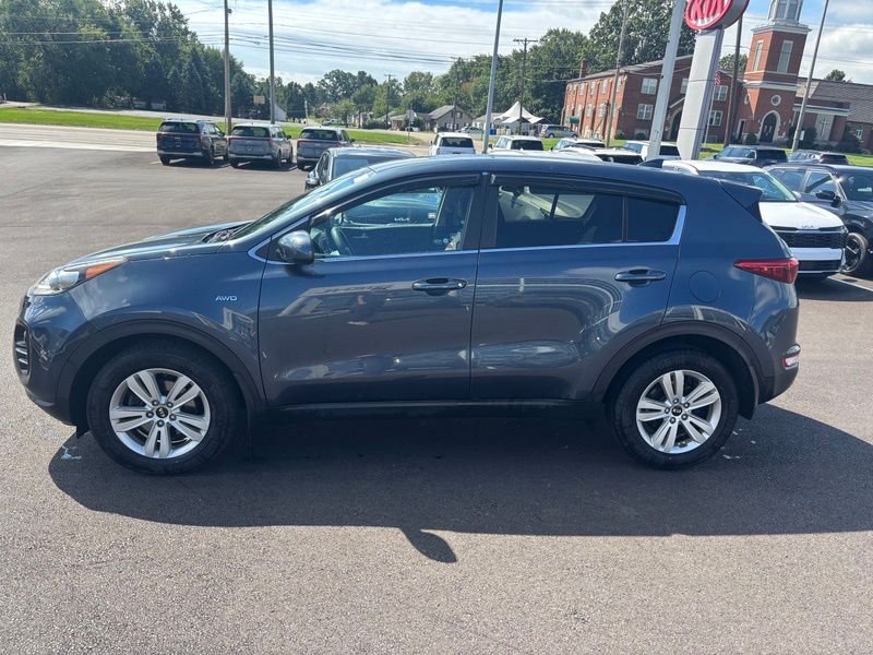 Used 2018 Blue Kia LX image 5