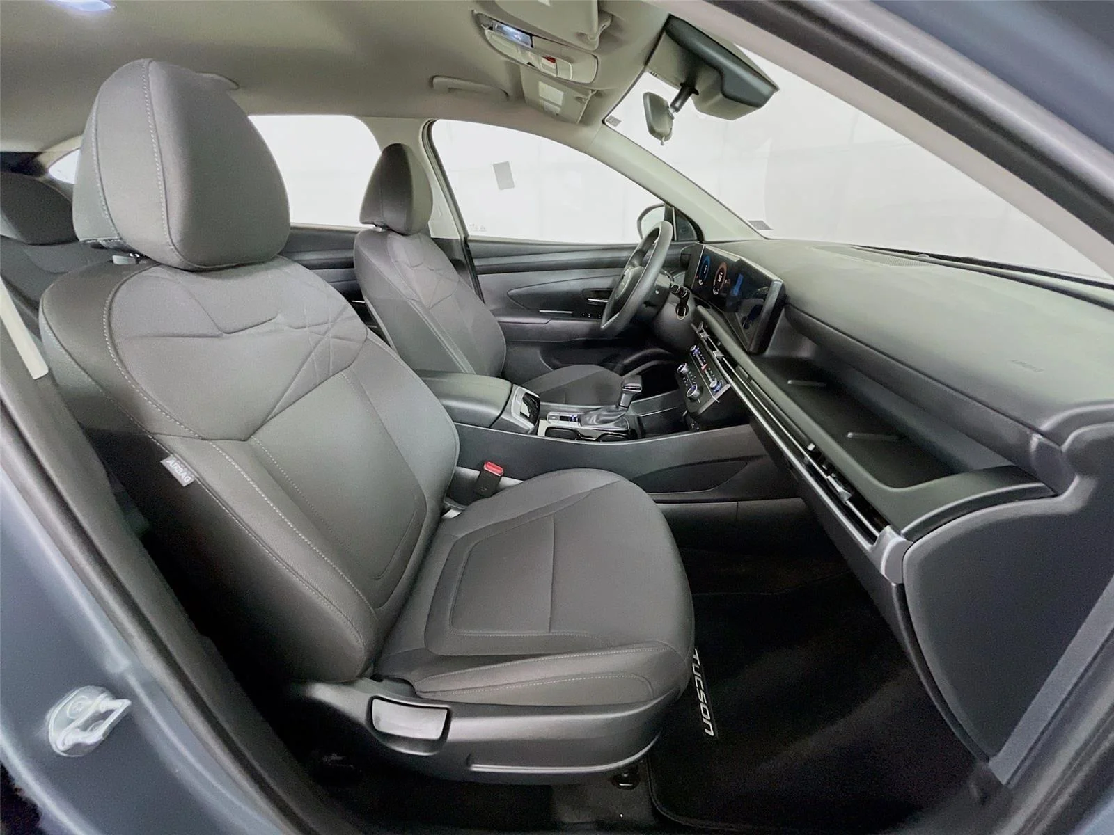 Used 2025 Ecotronic Gray Matte Hyundai SE image 28