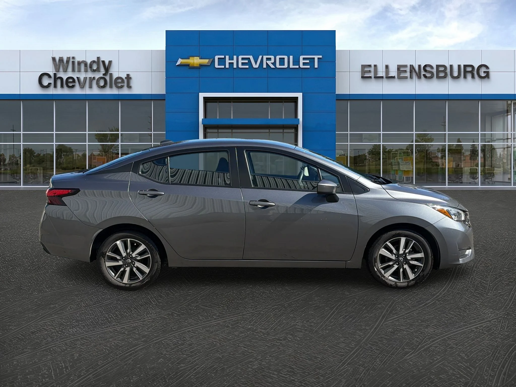 2025 Nissan Versa Sedan SV - Photo 8