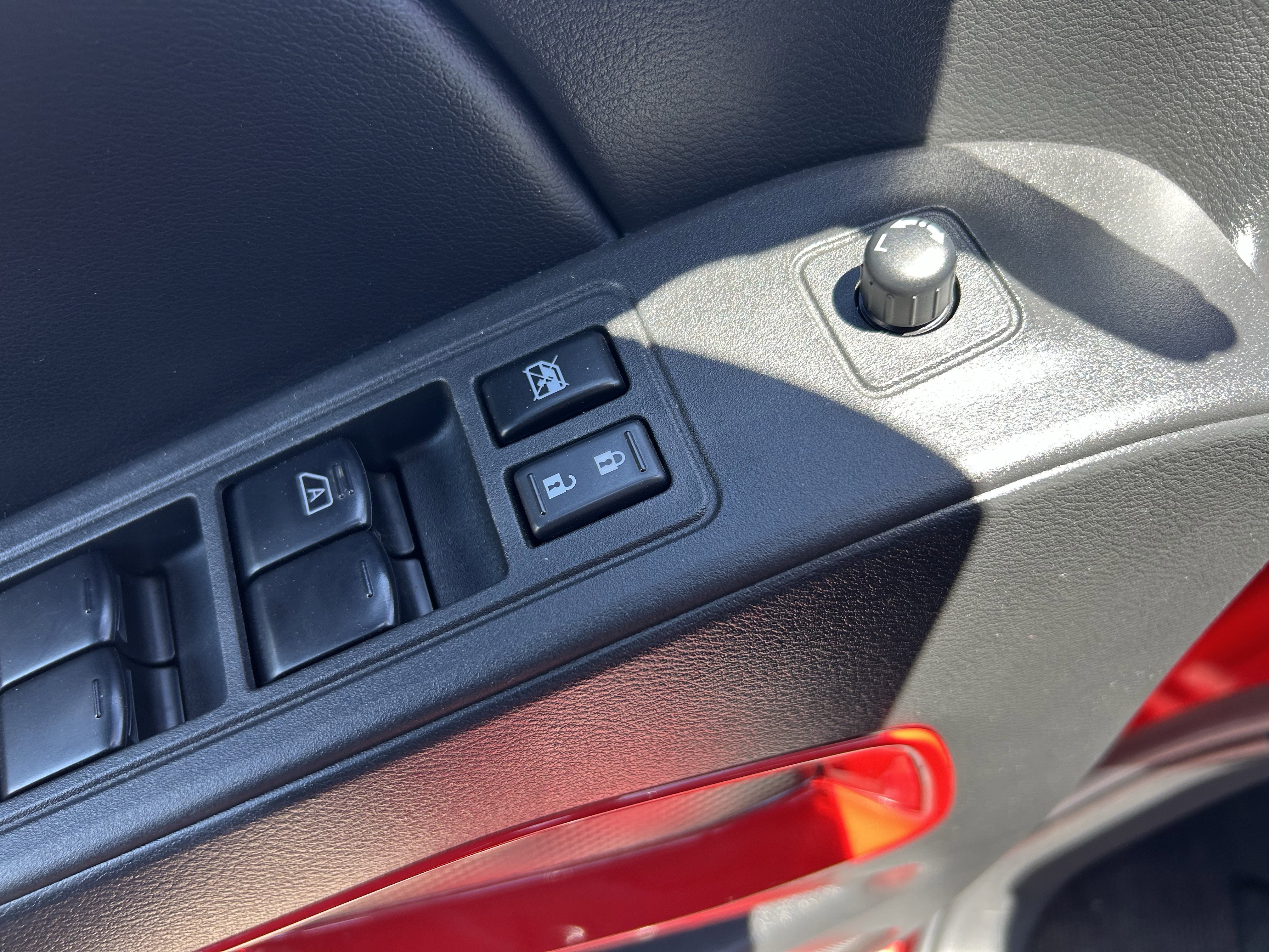 2025 Nissan Frontier SV - Photo 28