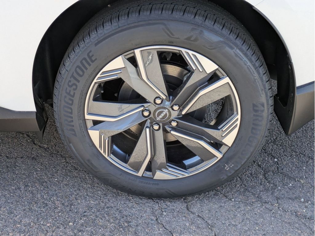 New 2026 Everest White Pearl Tricoat Nissan SL image 21