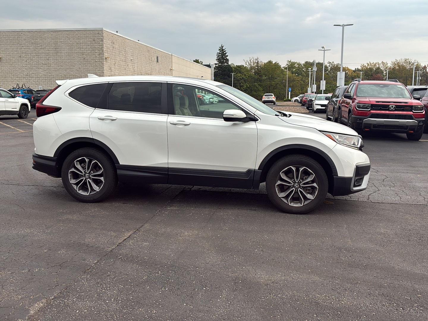 Used 2020 Platinum White Pearl Honda EX image 19