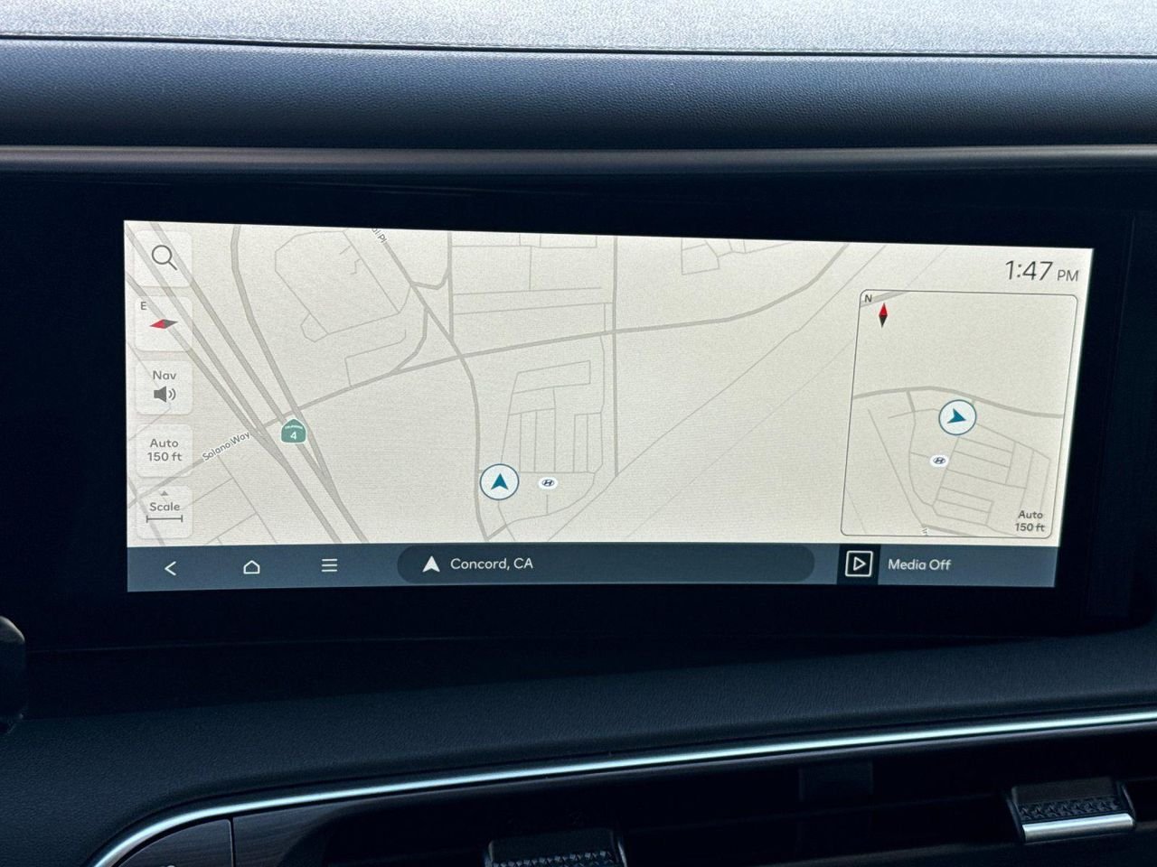 New 2026 Silver Hyundai SEL Premium 7P image 17