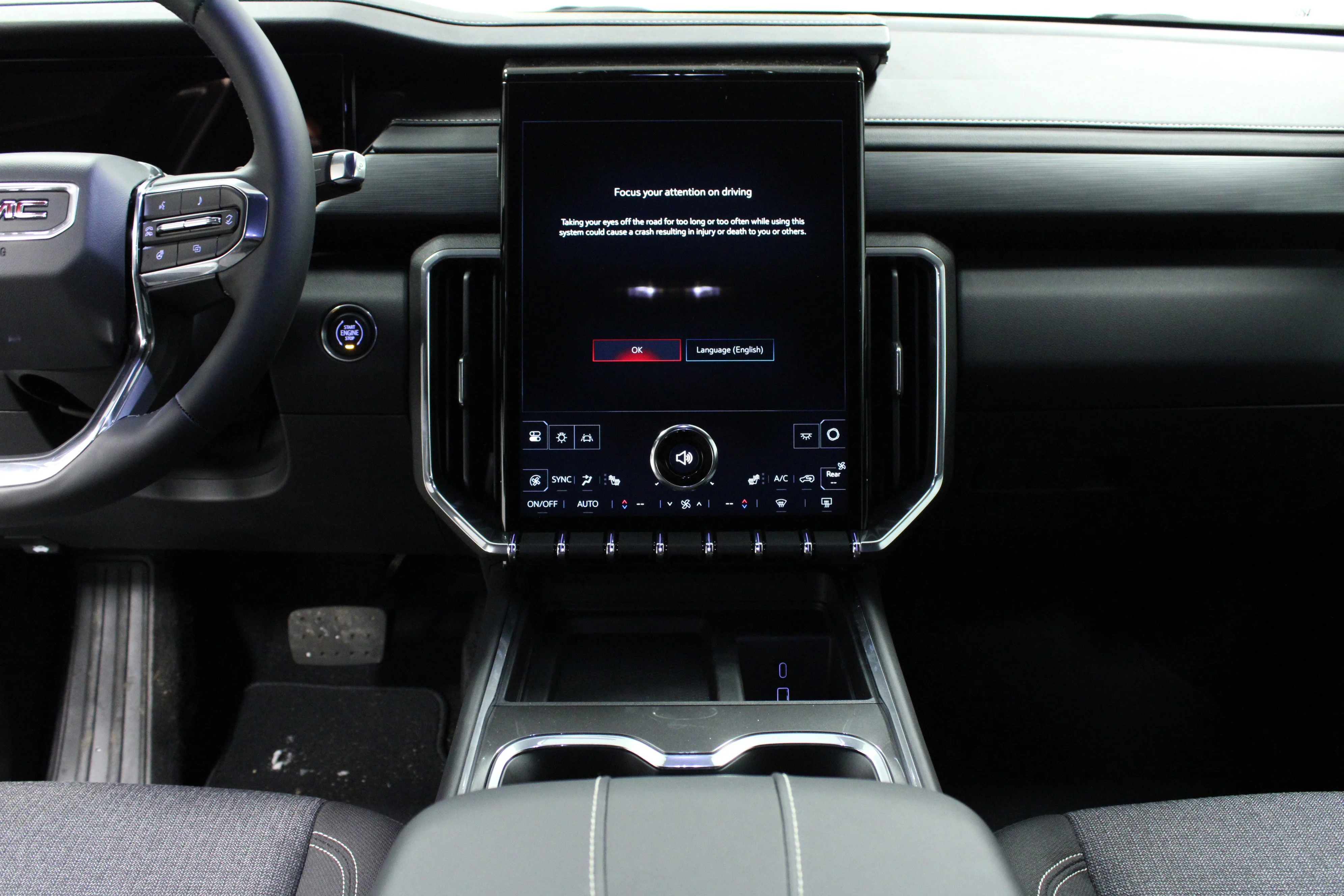 New 2025 Summit White GMC Elevation image 18