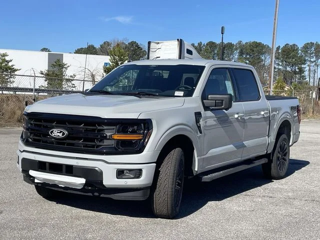 New 2026 Avalanche Ford XLT image 5