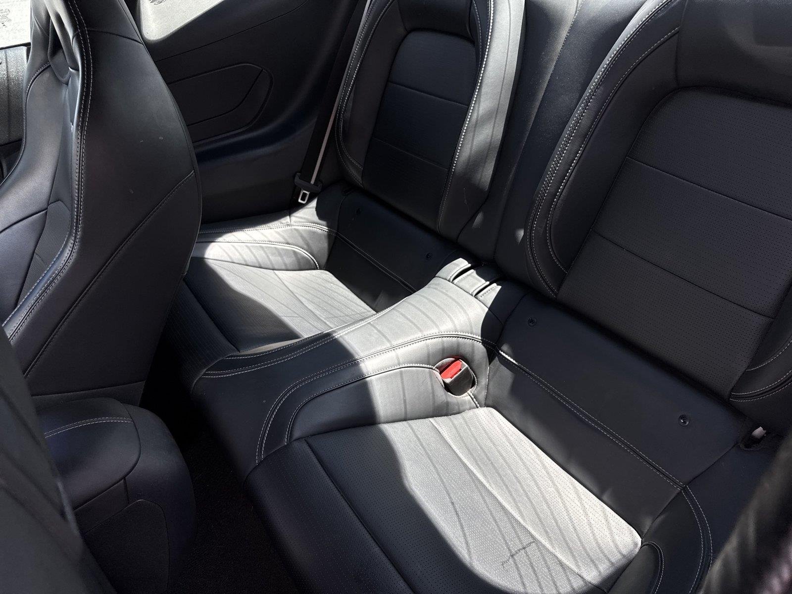 Used 2024 Iconic Silver Ford GT Premium image 29