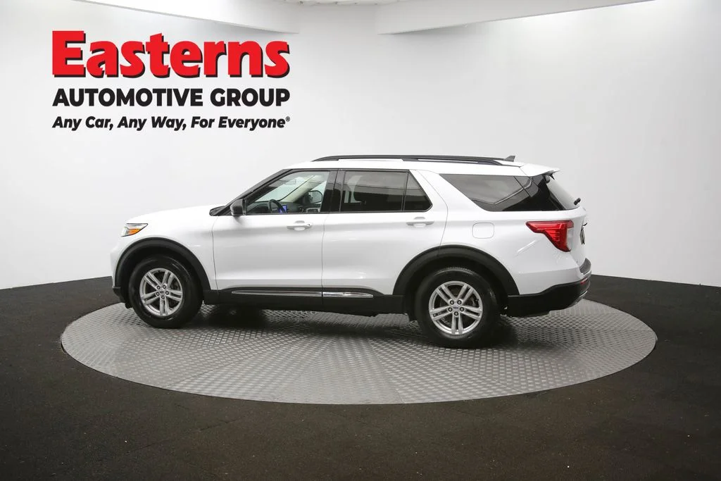 Used 2023 White Ford XLT image 59