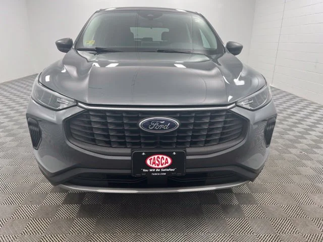 Used 2023 Gray Ford Active image 3
