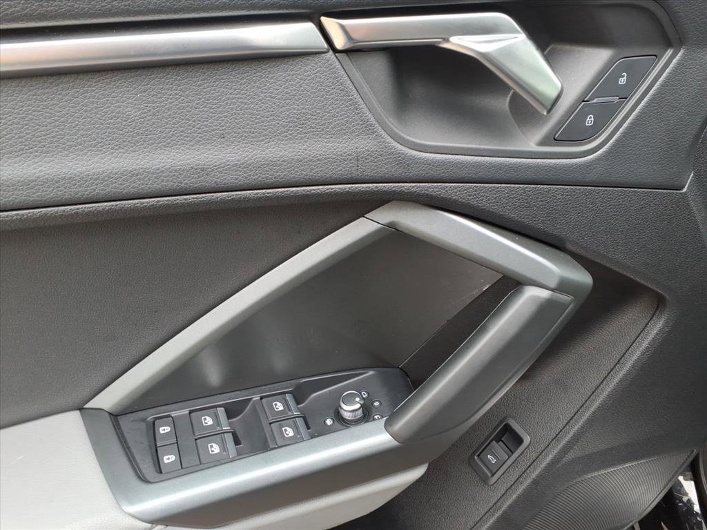 Used 2025 Black Audi S line Premium image 13
