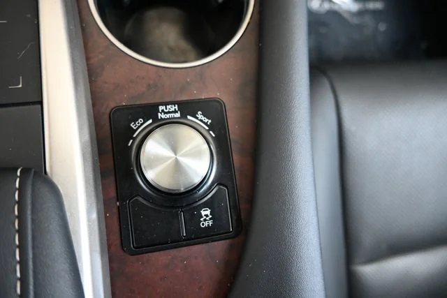 2020 Lexus RX 350 - Photo 36