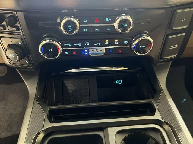 New 2026 Oxford White Ford F-250® Lariat® image 47