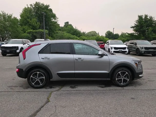 New 2026 Steel Gray Kia LX image 8