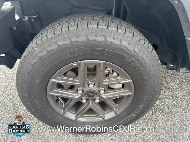Used 2024 Gray Jeep Sport S image 4