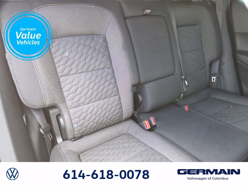 Used 2020 Summit White Chevrolet LT image 17