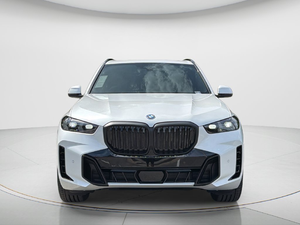 New 2026 Mineral White Metallic BMW xDrive50e image 2