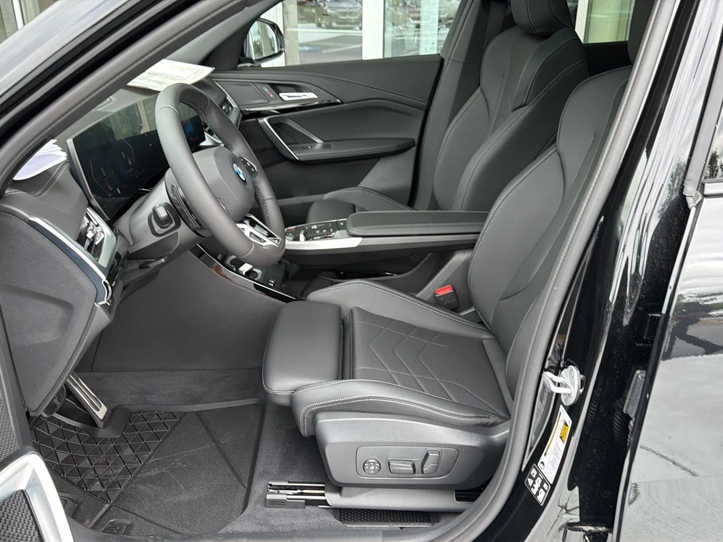 New 2026 Black Sapphire Metallic BMW xDrive28i image 10