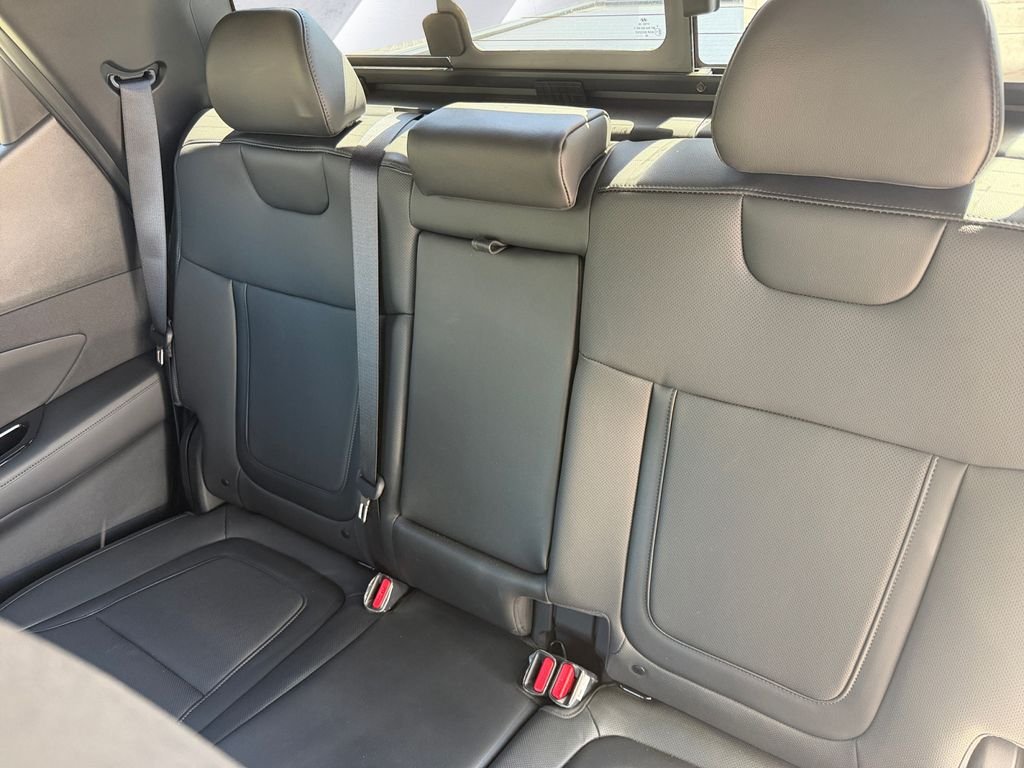 Used 2025 Green Hyundai XRT image 18
