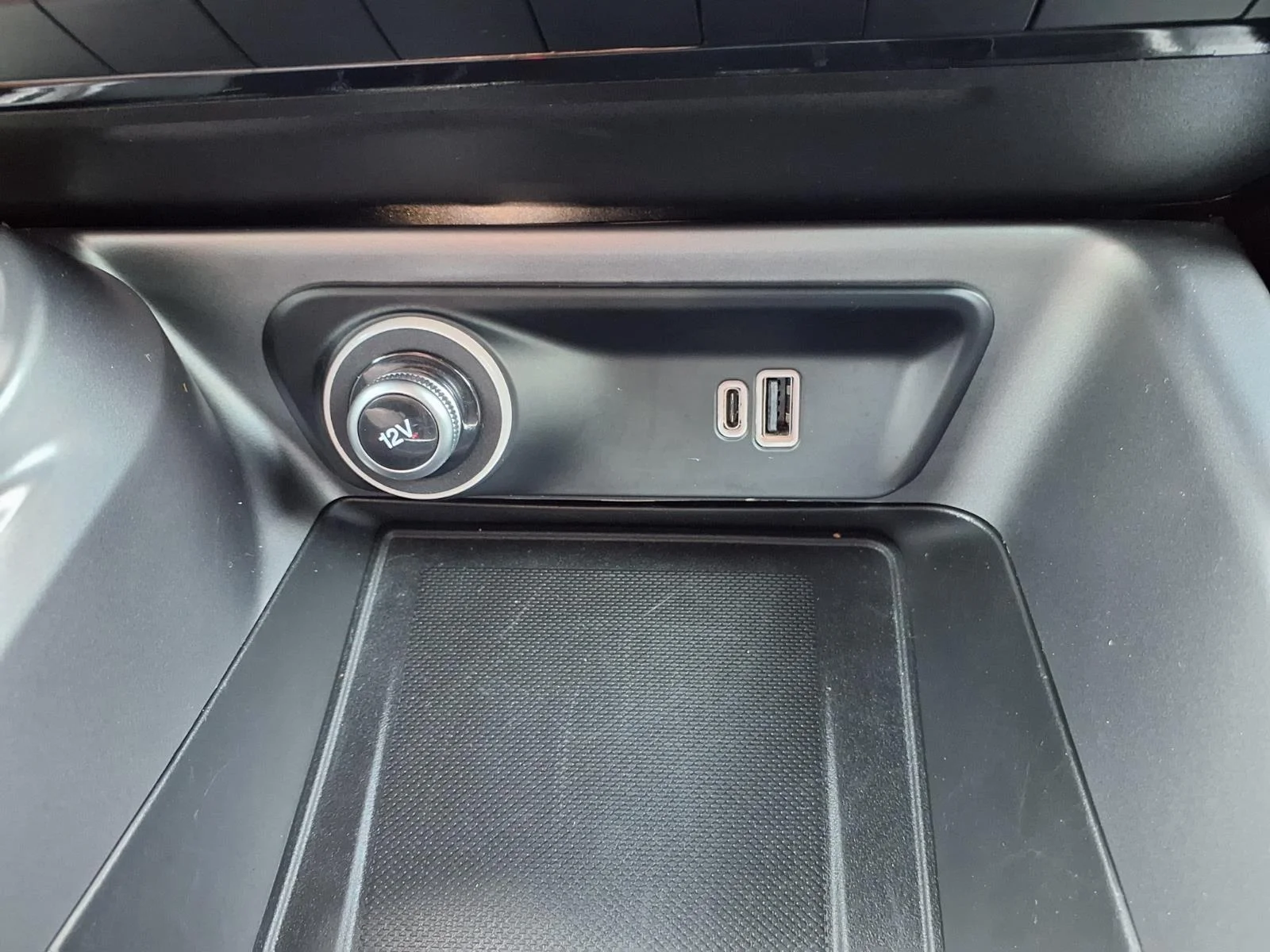 Used 2024 Gray Cray Dodge R/T image 7