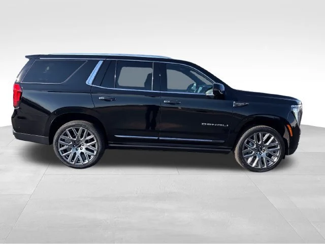 Used 2026 Onyx Black GMC Denali Ultimate image 7