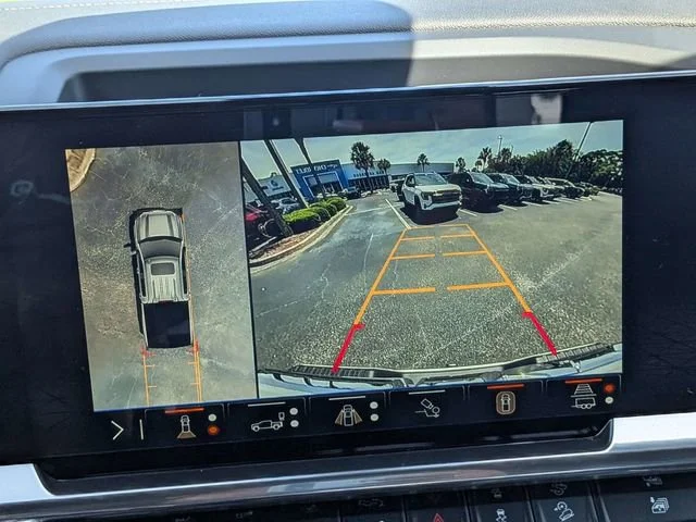 New 2026 Summit White GMC Elevation image 22