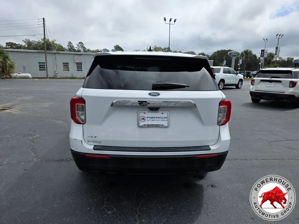 Used 2021 White Ford XLT image 4