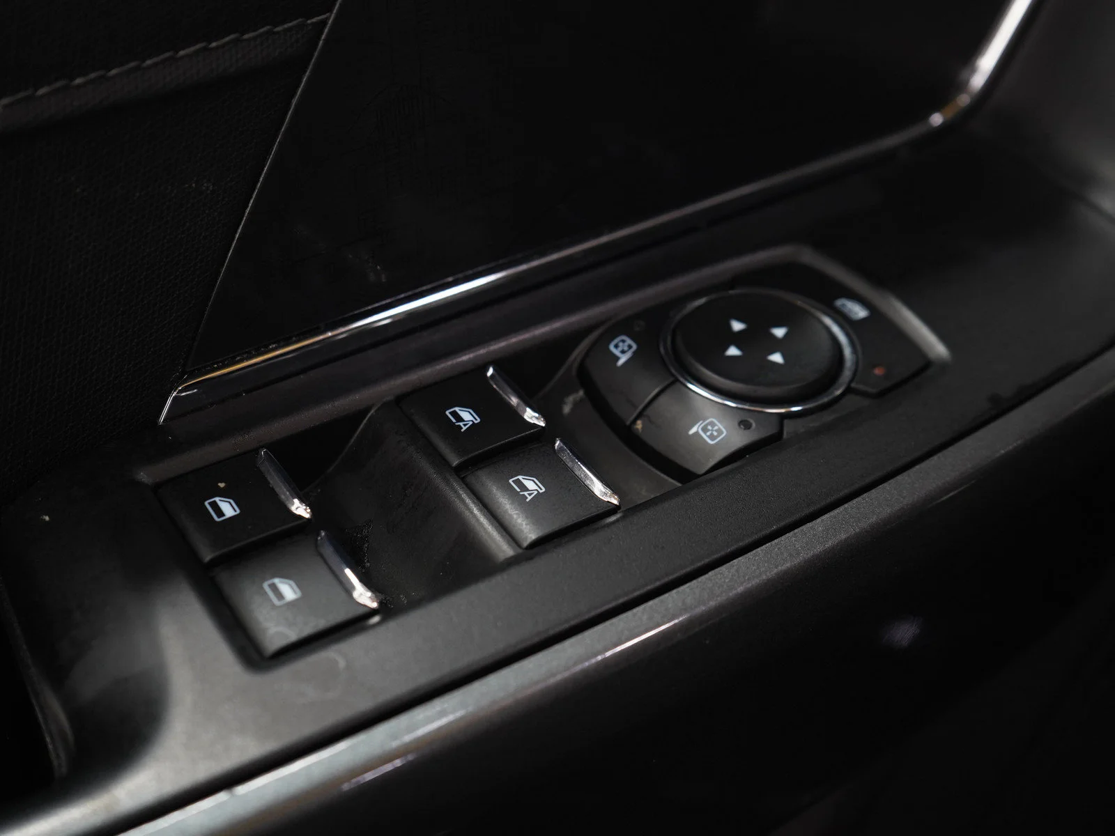 Used 2023 Agate Black Metallic Ford XLT image 22
