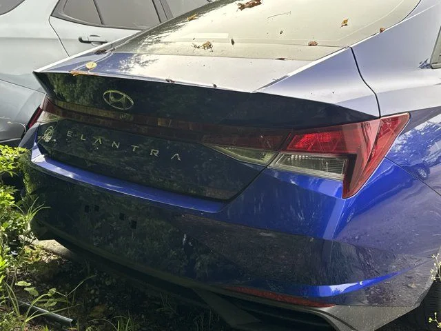 Used 2021 Blue Hyundai SEL image 4