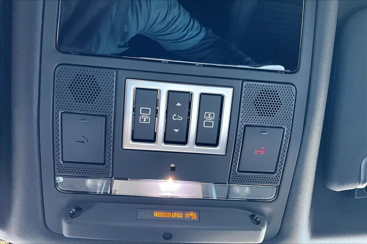New 2026 Sedona Red Metallic Land Rover Gemini Edition image 18