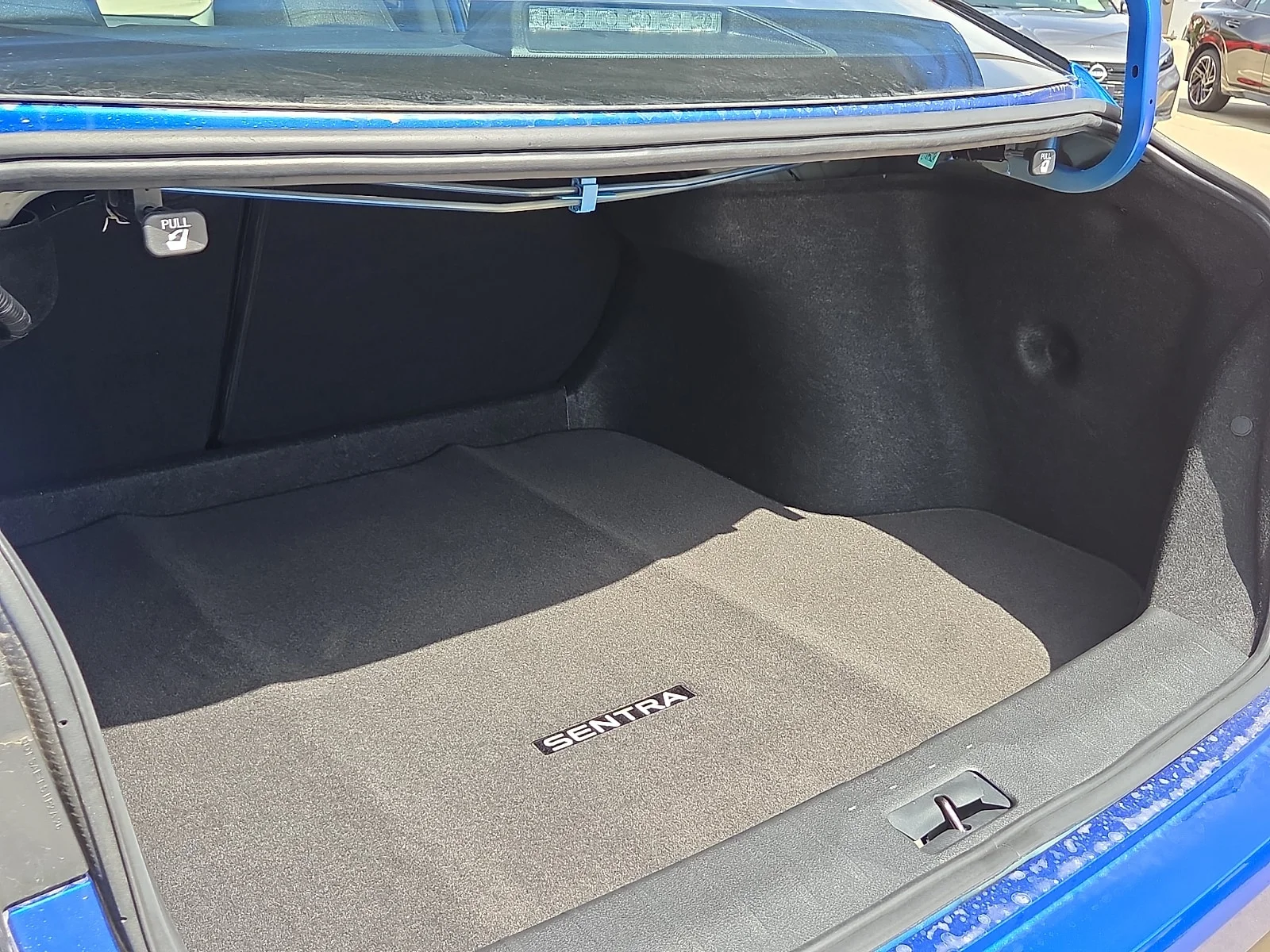 New 2027 XGZ 2toneblueb Nissan SR image 8