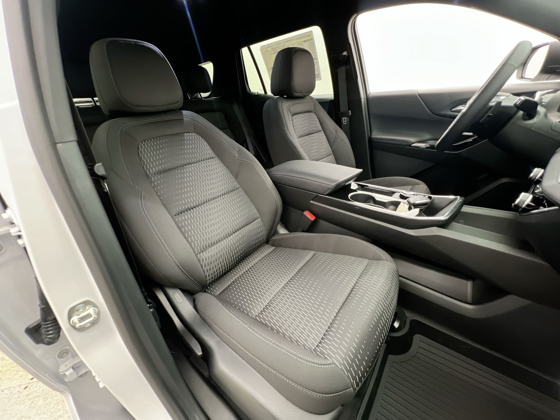 2026 Chevrolet Equinox LT - Photo 83