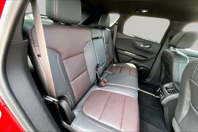 Used 2022 Red Chevrolet RS image 29