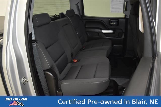 Used 2018 Silver Ice Metallic Chevrolet LT image 9