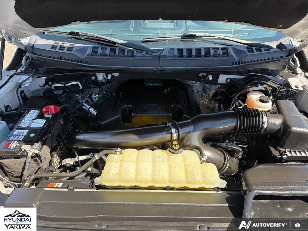 Used 2019  Ford LARIAT image 10