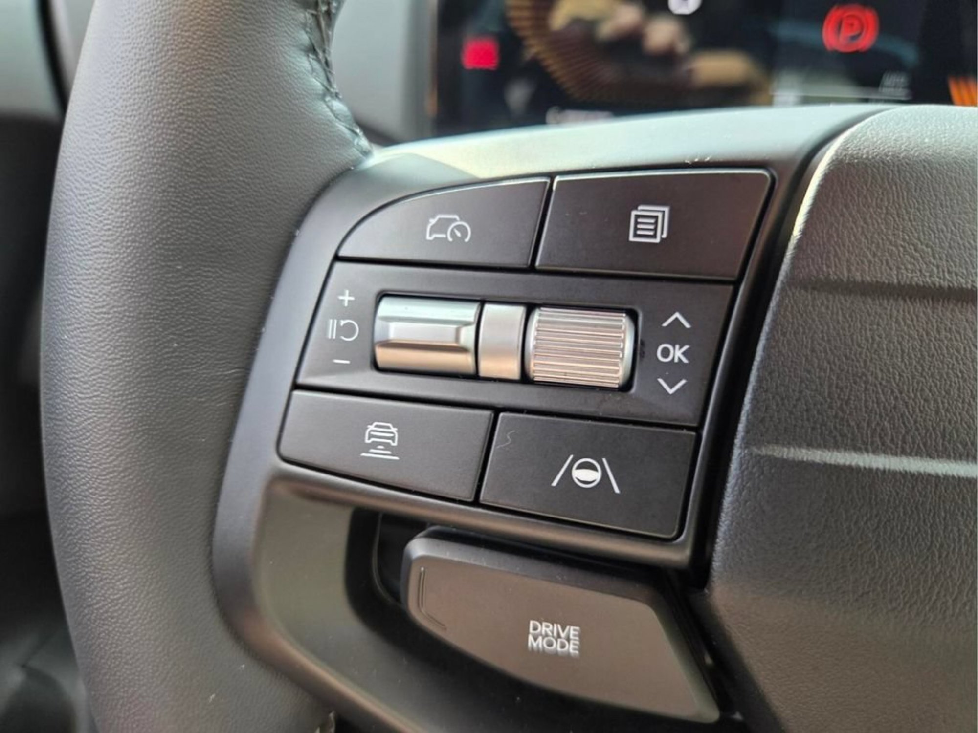 New 2026 Snow White Pearl Kia EX image 26