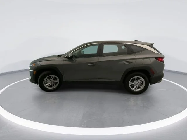 Used 2026 Gray Hyundai SE image 9