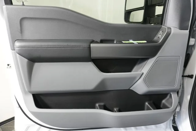 New 2026 Oxford White Ford F-350® XLT image 24