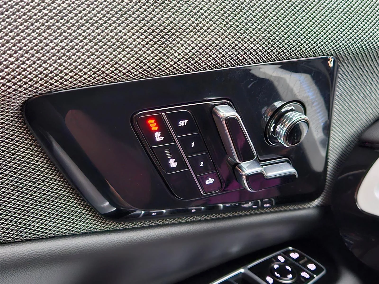 2026 Cadillac OPTIQ Luxury - Photo 18