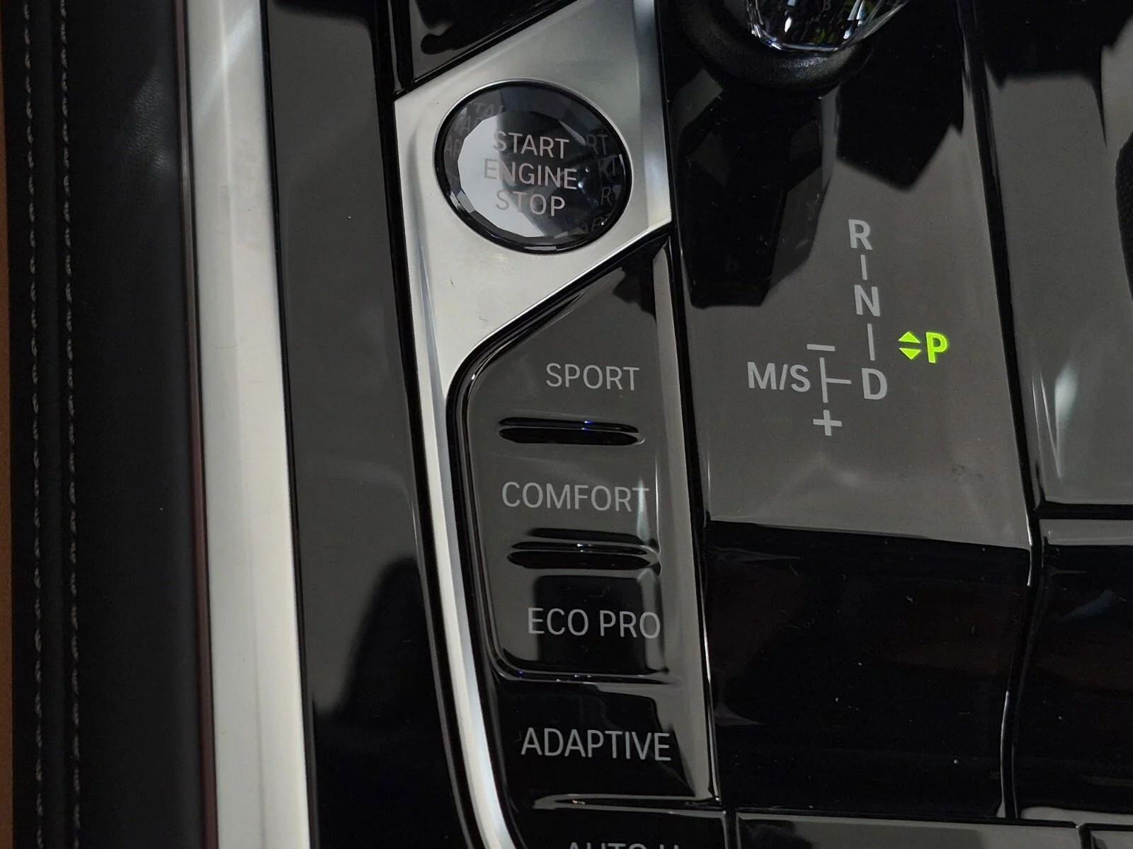 2026 BMW 8 Series 840i - Photo 18