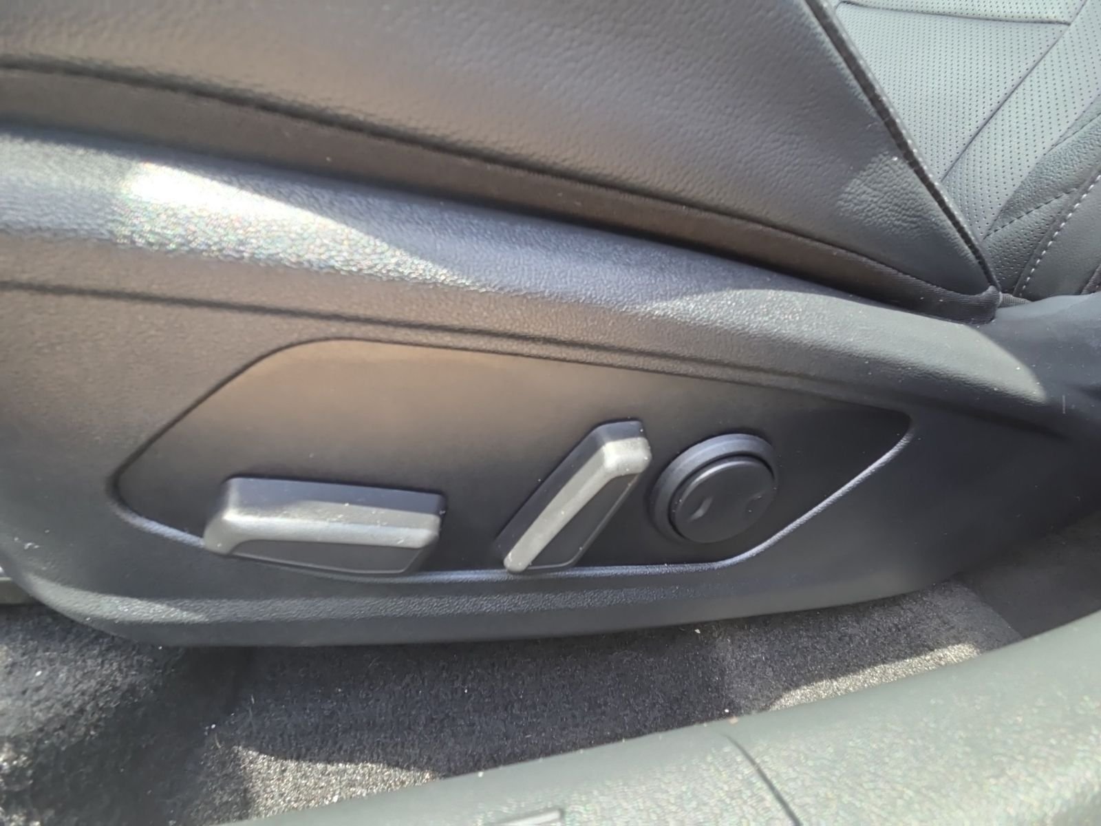 Used 2023 Gray Hyundai Limited image 27