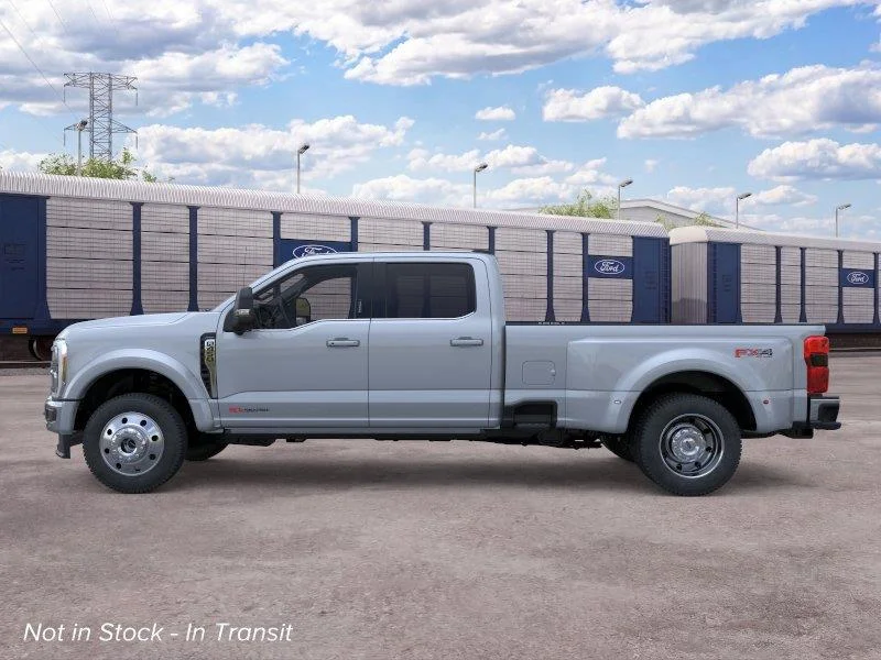 New 2026 Glacier Gray Metallic Tri-Coat Ford Lariat image 4