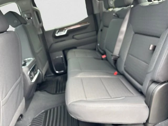 New 2026 Onyx Black GMC Elevation image 14