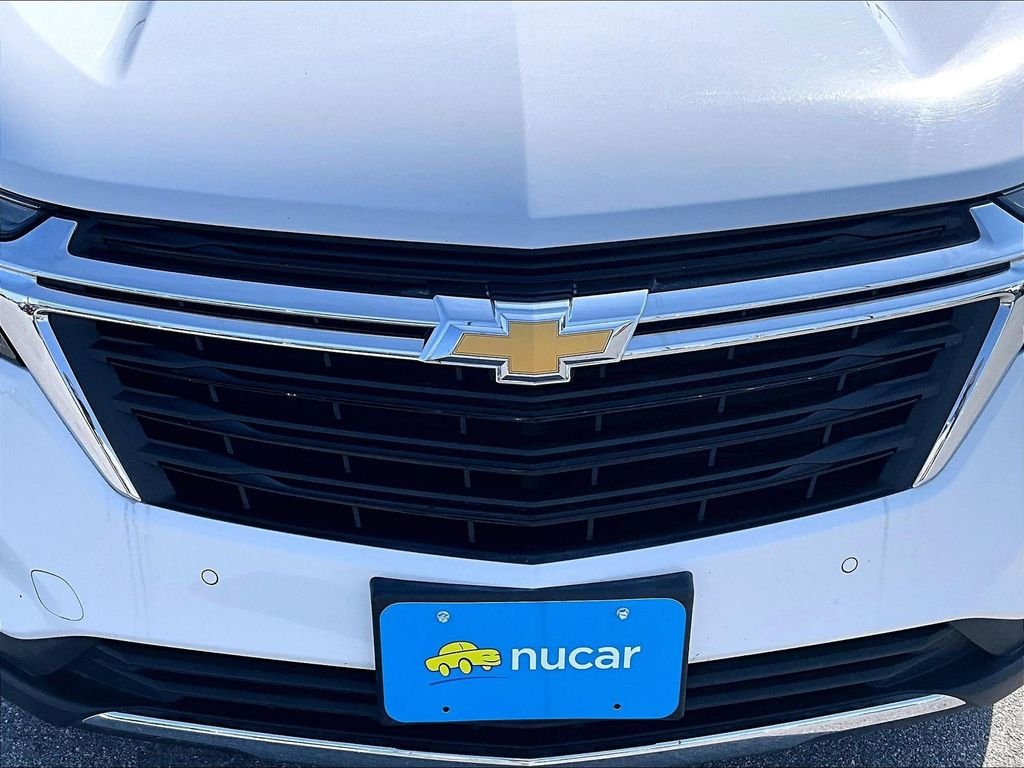 Used 2024 White Chevrolet LT image 29