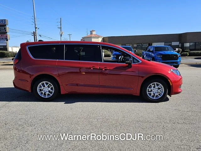 New 2026 Red Hot Pearl-Coat Exterior Paint Chrysler LX image 16