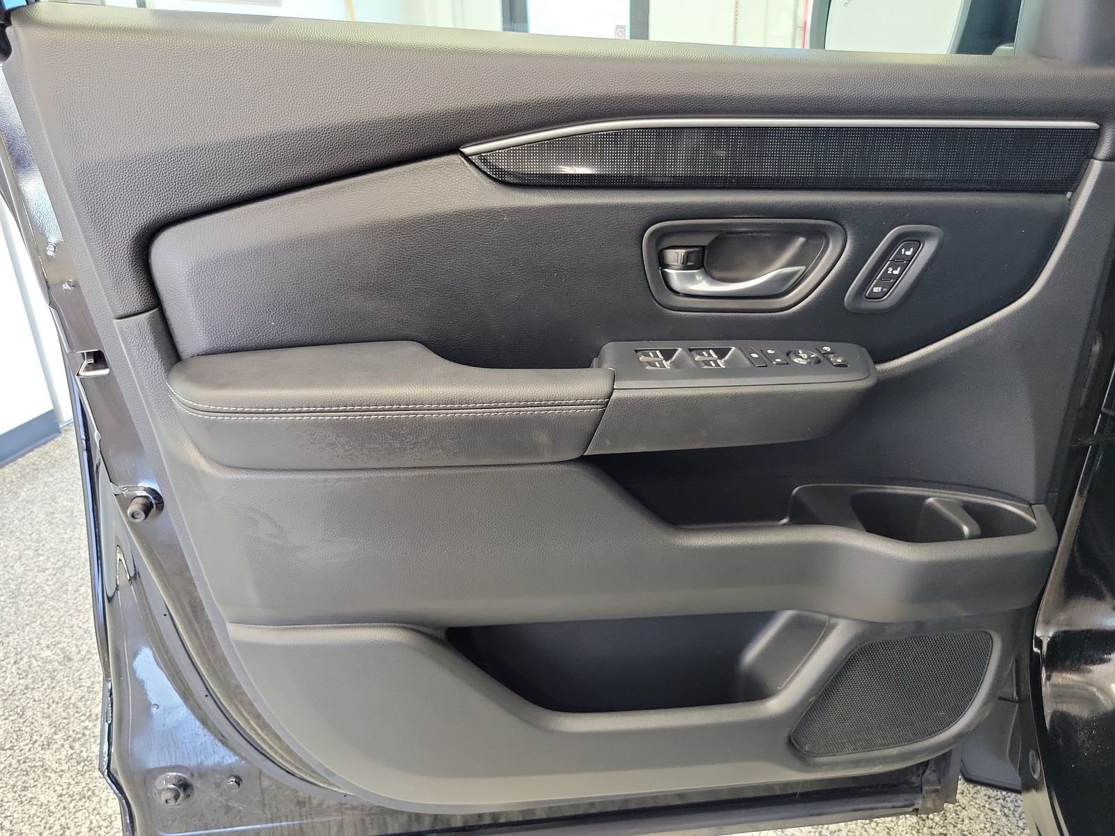 Used 2024 Black Honda Elite image 6