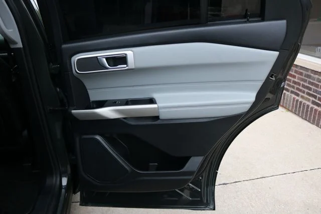 Used 2022 Green Metallic Ford XLT image 30