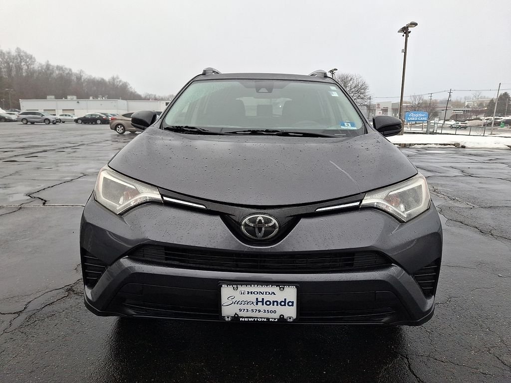 Used 2018 Toyota RAV4 LE with VIN JTMBFREV3JD246650 for sale in Newton, NJ